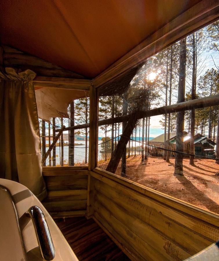 Master Glamping Tent Hot Tub