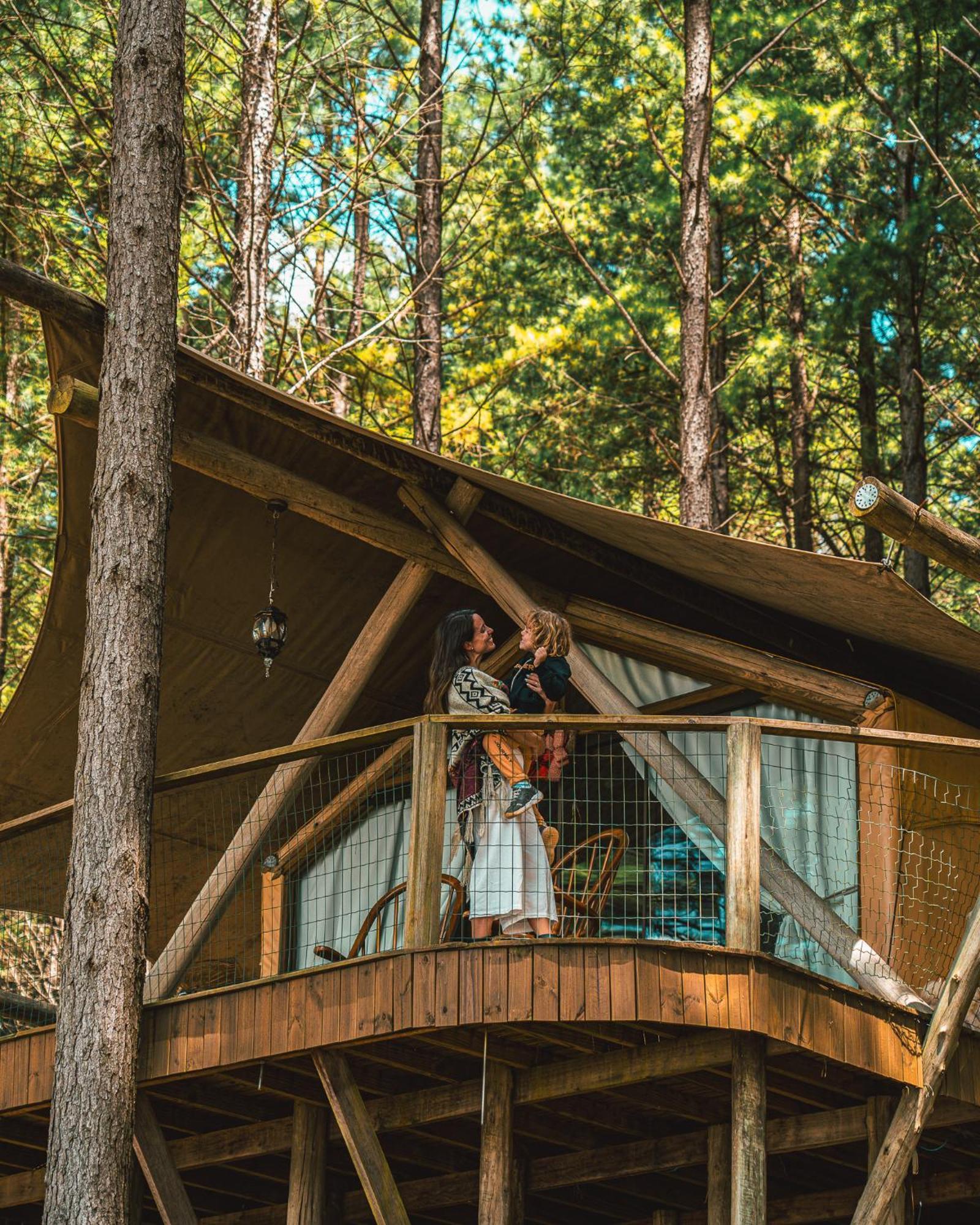 Master Glamping Tent Hot Tub